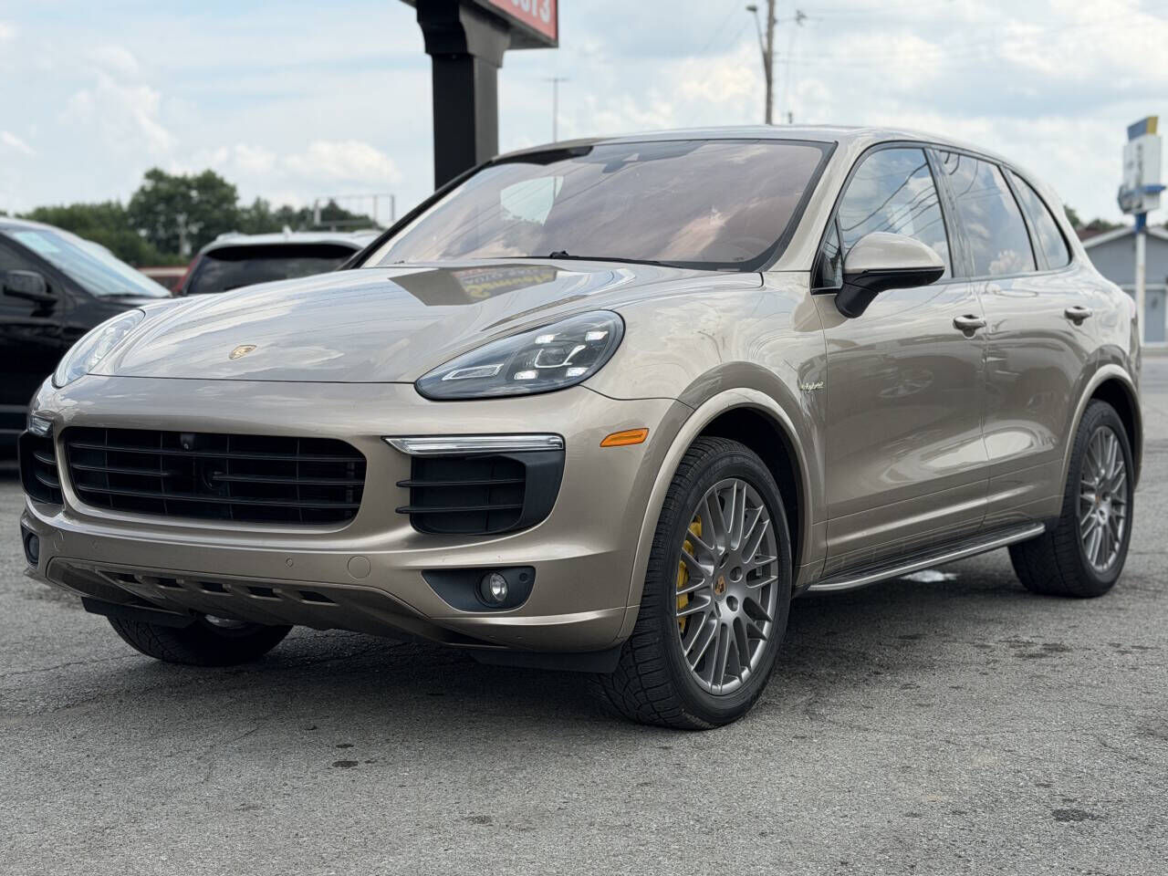 2015 PORSCHE Cayenne