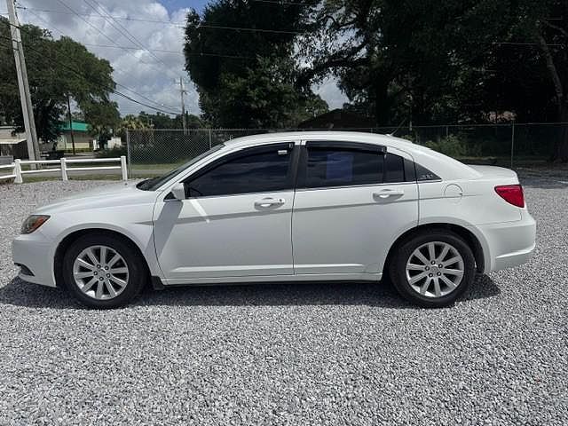 2013 CHRYSLER 200