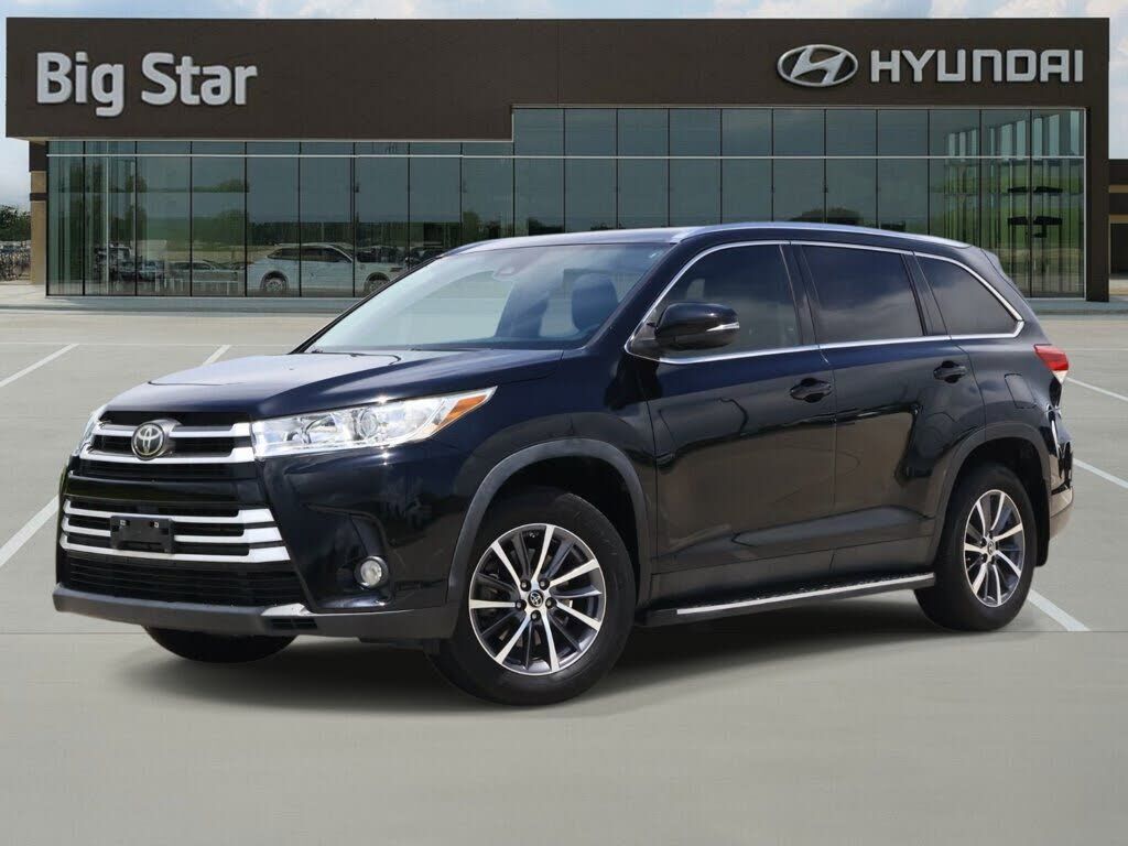 2019 TOYOTA Highlander