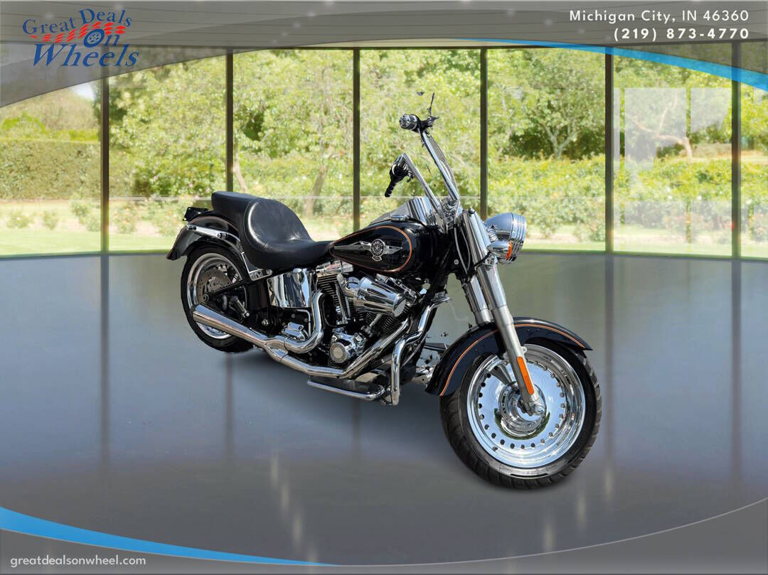 2011 HARLEY DAVIDSON Fat Boy