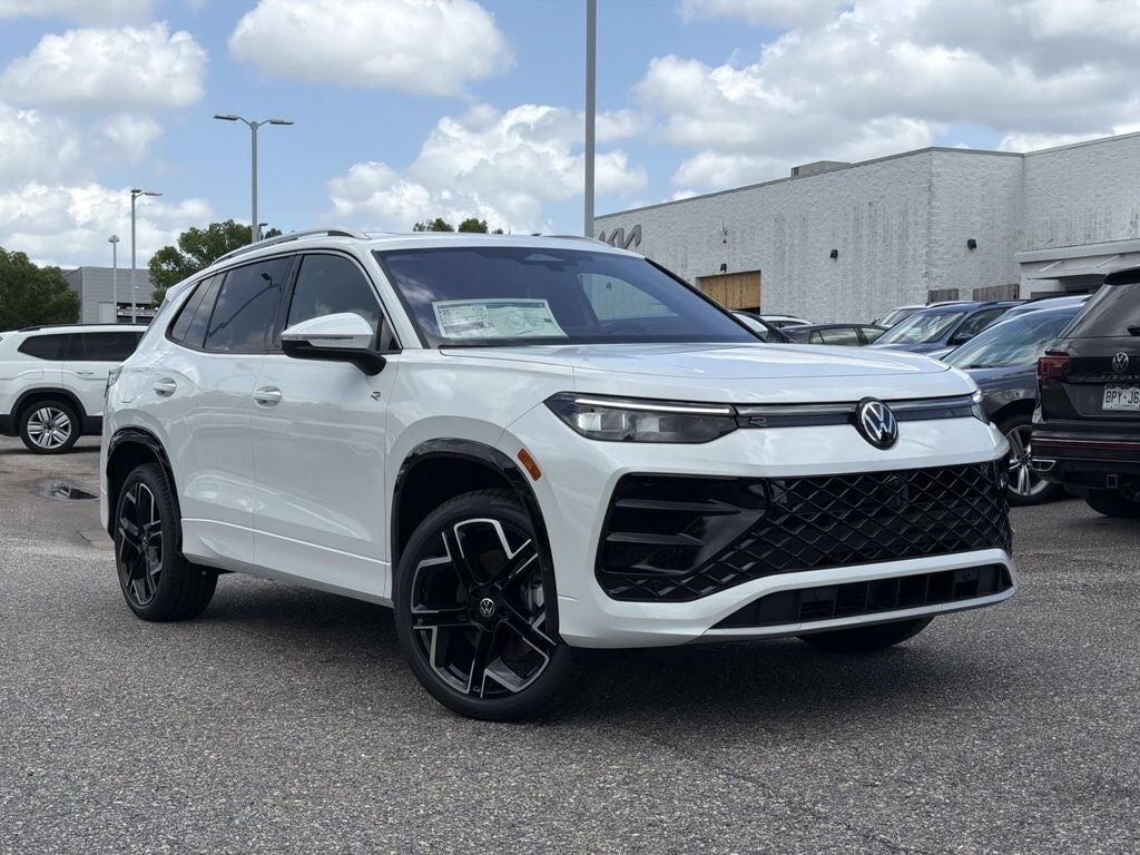 2026 VOLKSWAGEN Tiguan