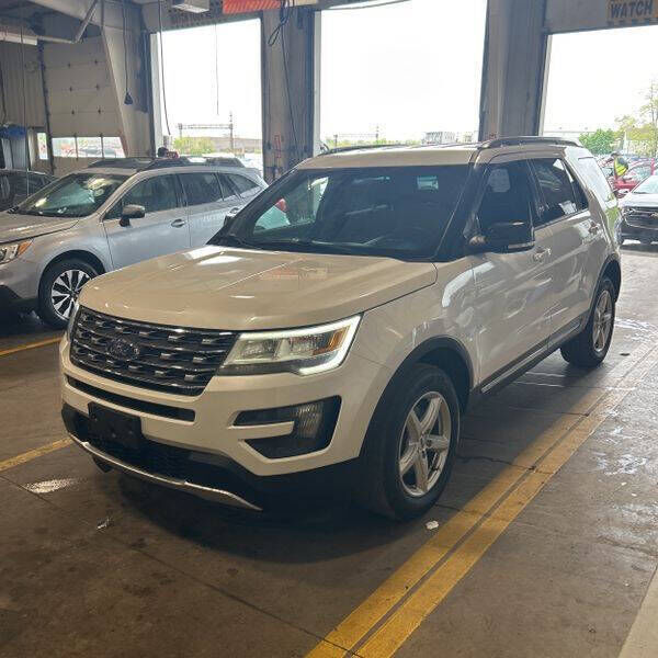 2016 FORD Explorer