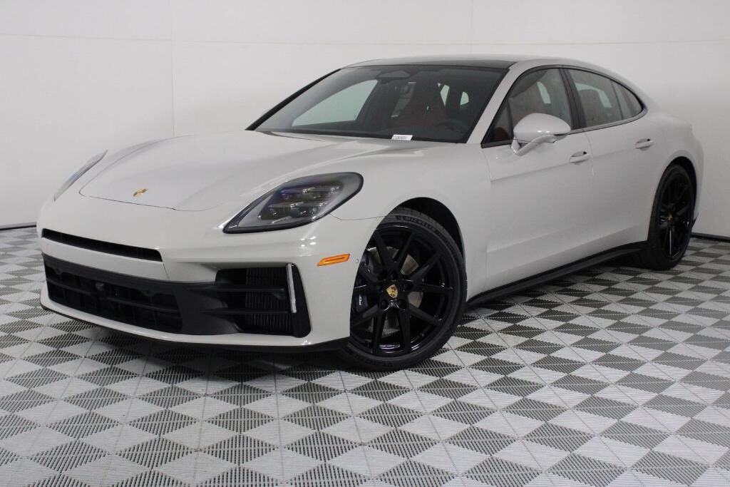 2026 PORSCHE Panamera