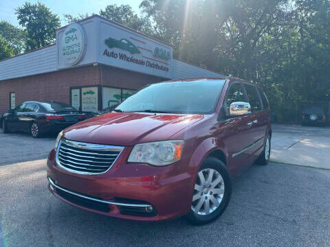2012 CHRYSLER Town and Country