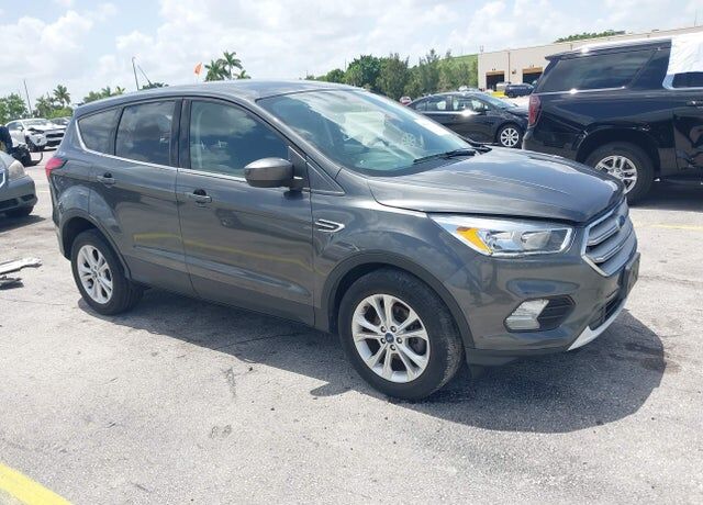 2019 FORD Escape