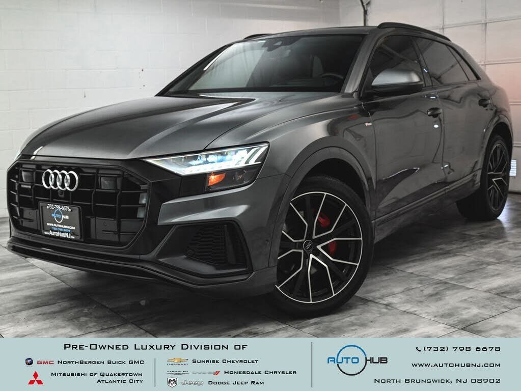 2020 AUDI Q8