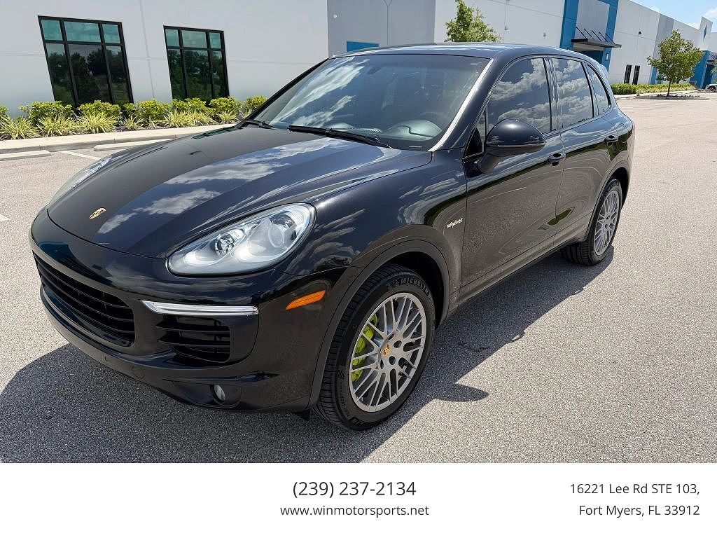 2016 PORSCHE Cayenne