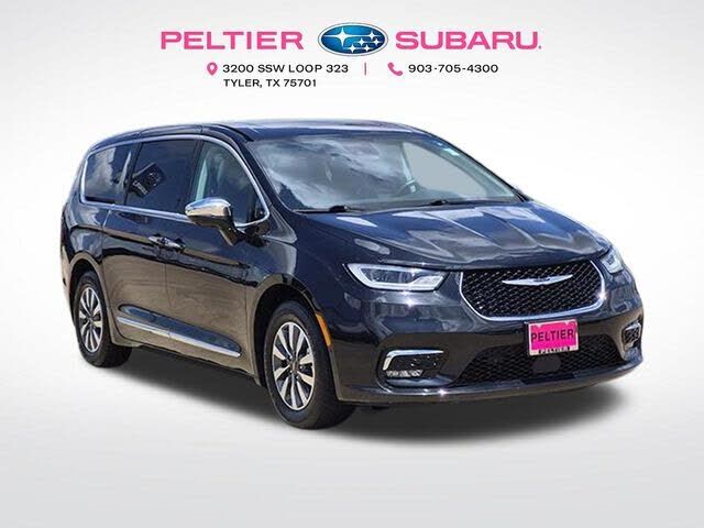 2022 CHRYSLER Pacifica