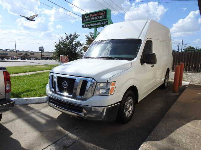 2013 NISSAN NV