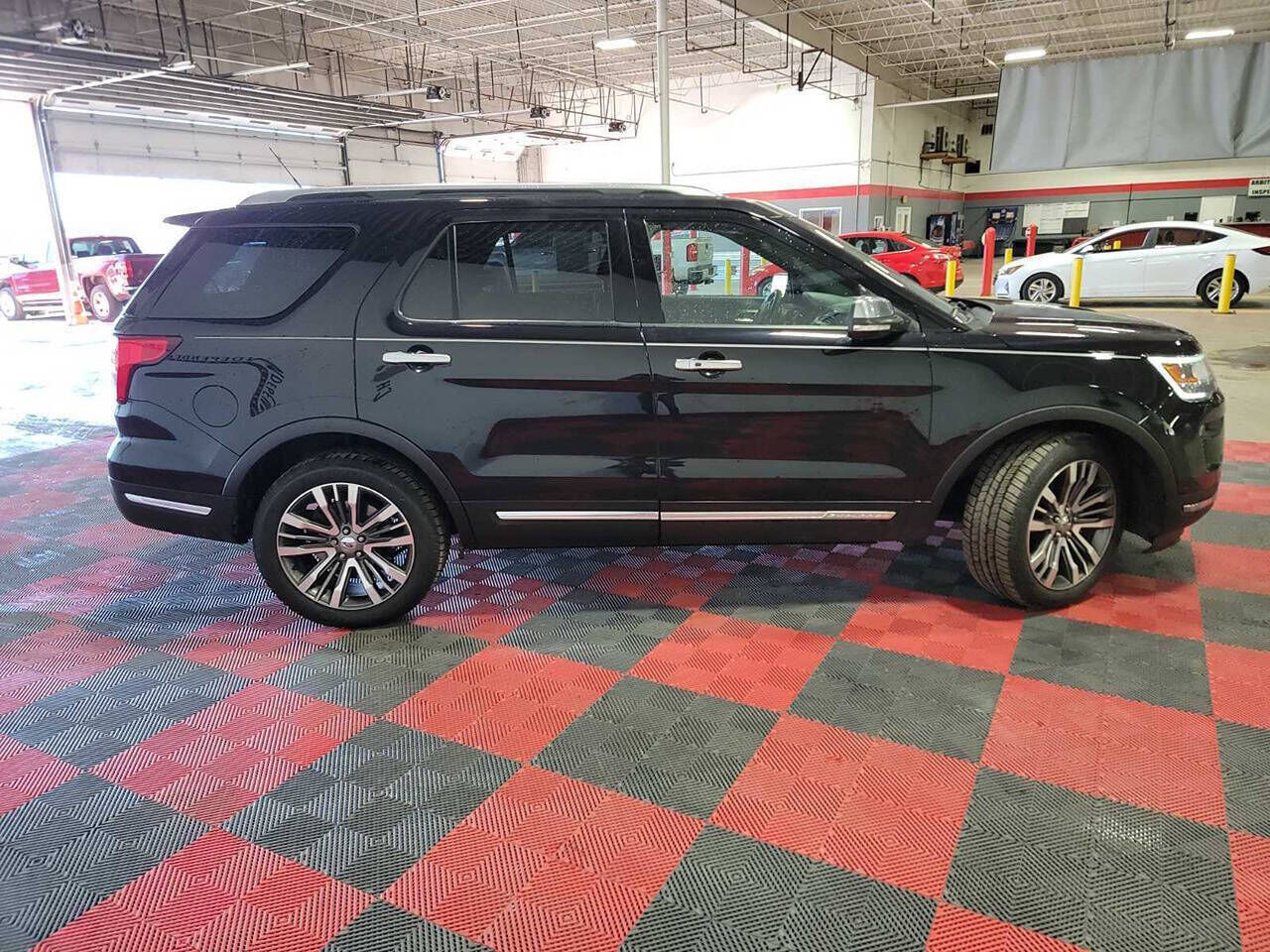 2019 FORD Explorer
