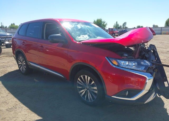 2020 MITSUBISHI Outlander