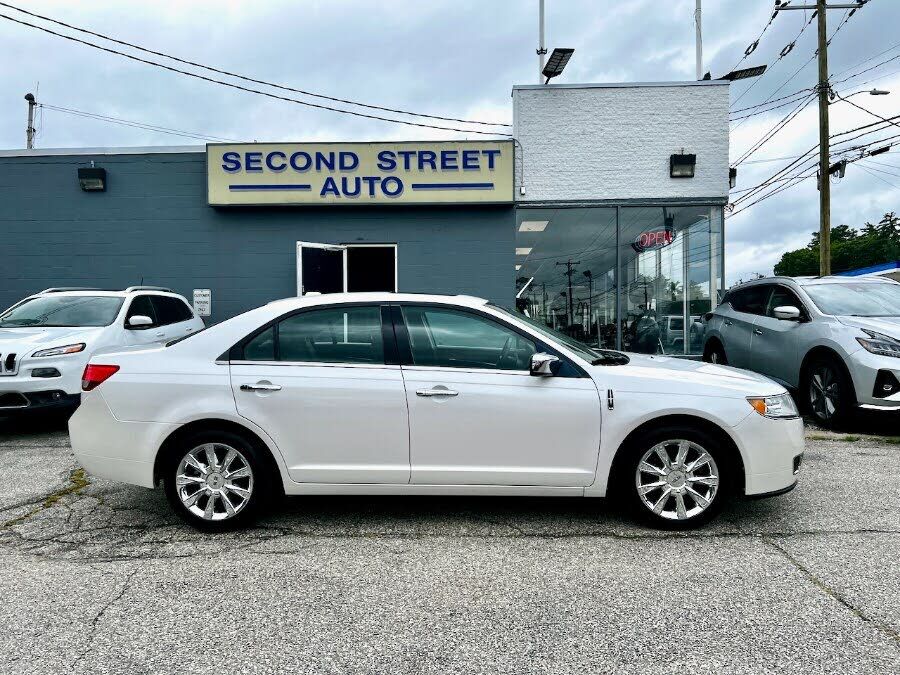 2012 LINCOLN MKZ