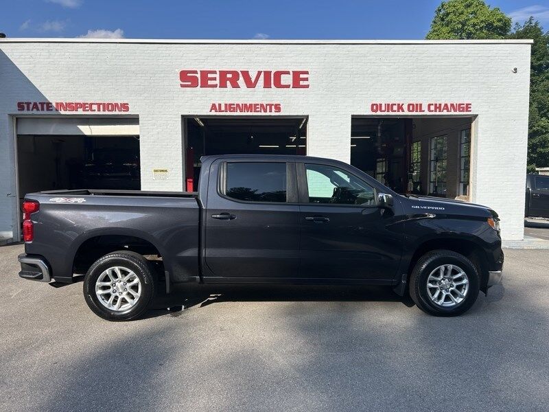 2024 CHEVROLET Silverado