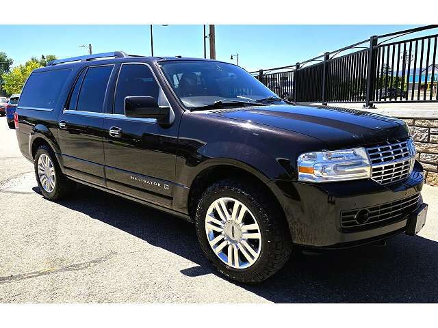2013 LINCOLN Navigator