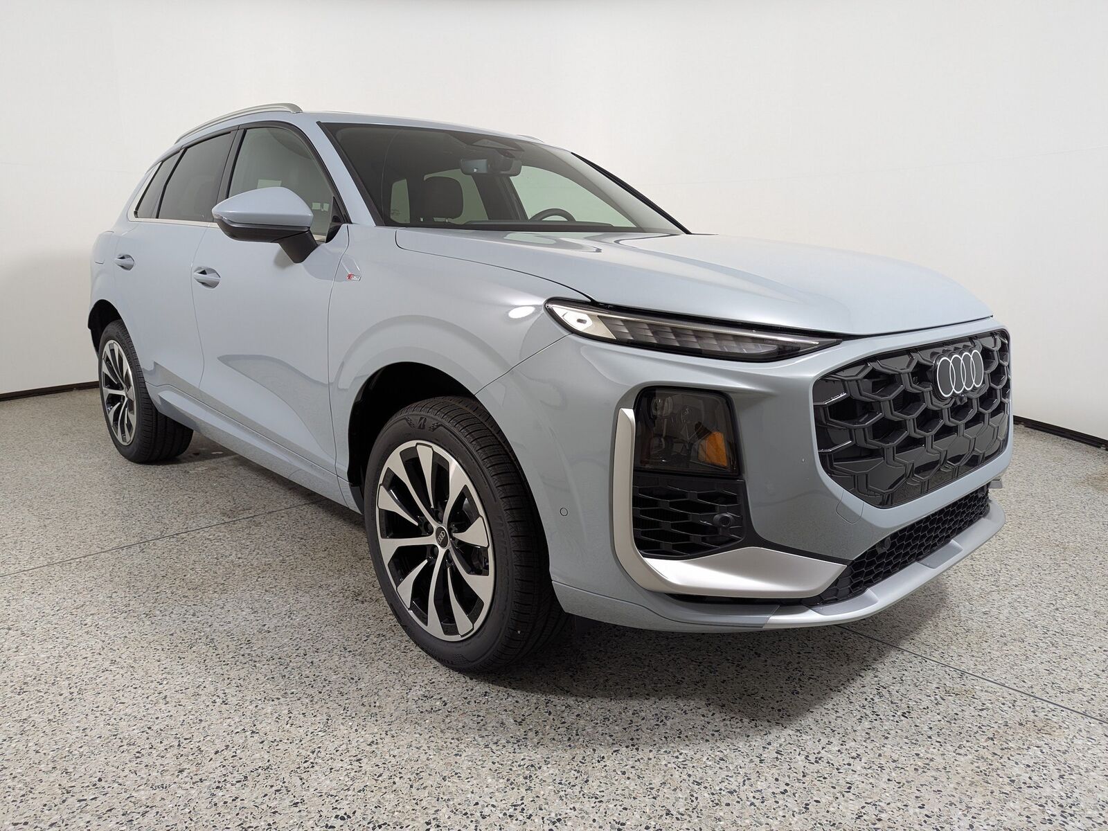 2026 AUDI Q3