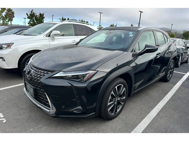 2024 LEXUS UX