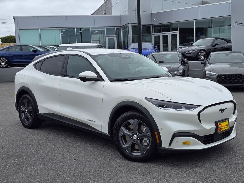 2022 FORD Mach-E