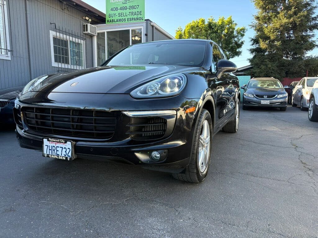 2015 PORSCHE Cayenne