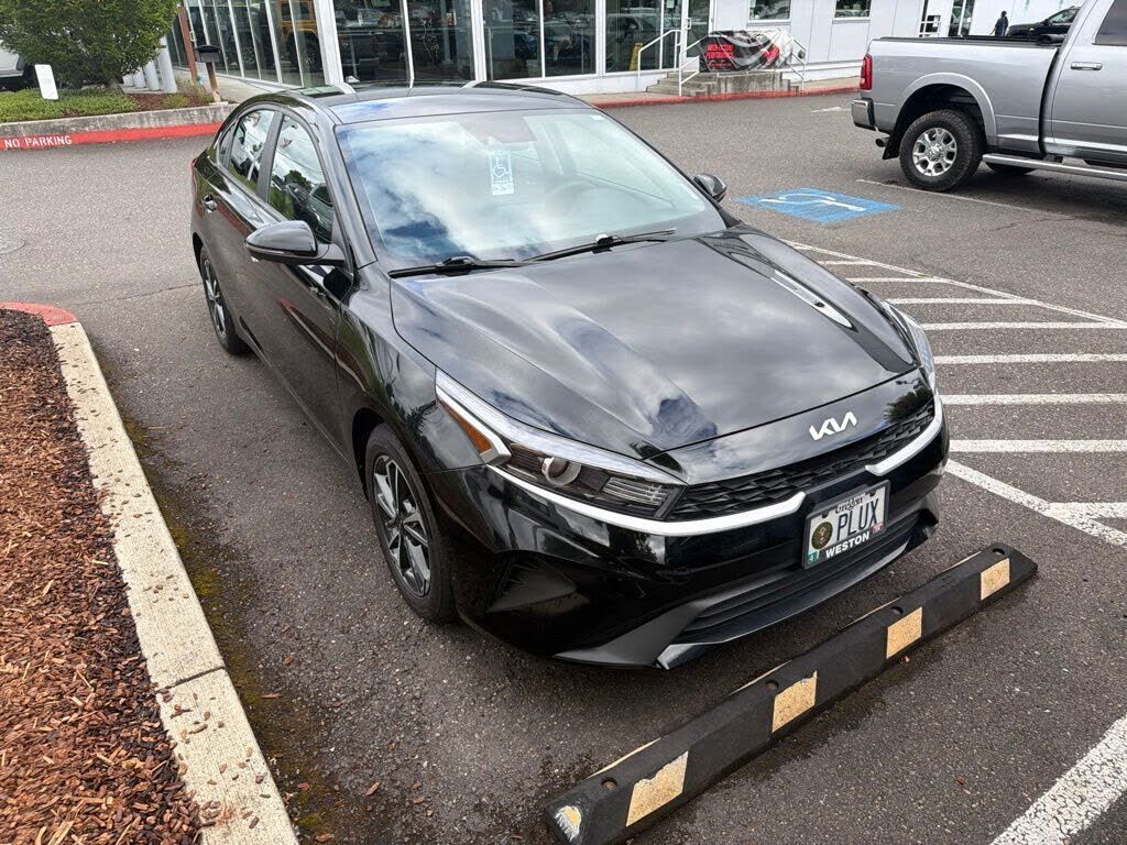 2023 KIA Forte