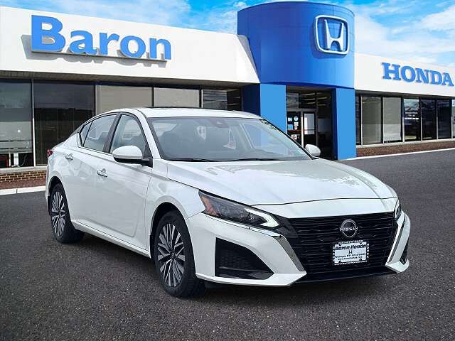 2024 NISSAN Altima