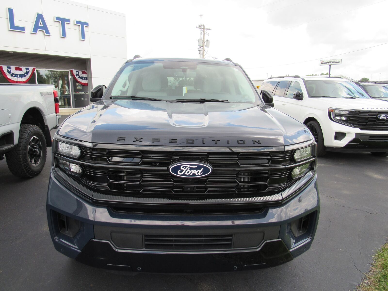 2027 FORD Expedition