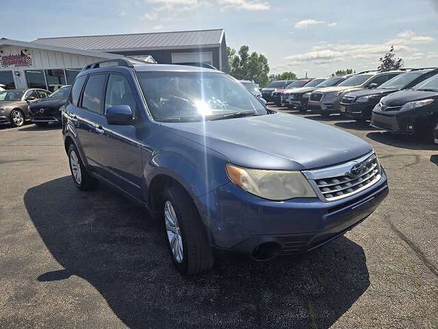 2011 SUBARU Forester