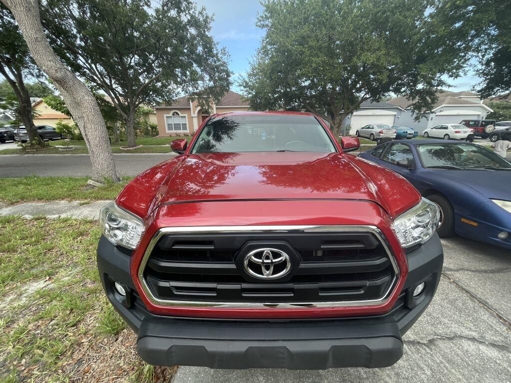 2017 TOYOTA Tacoma