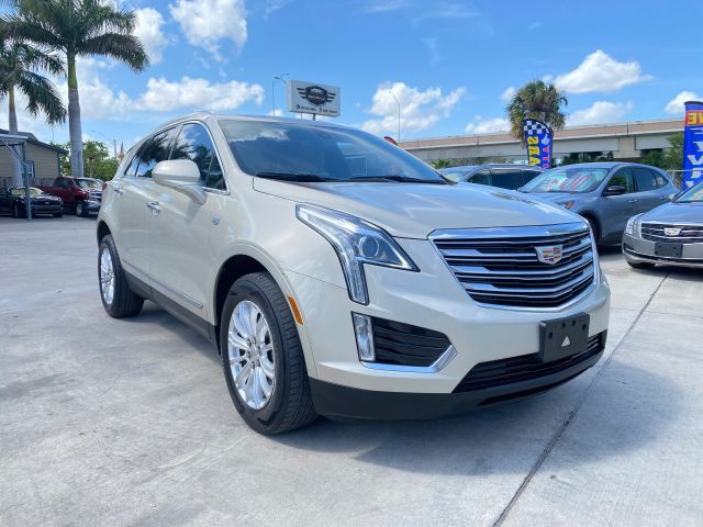 2017 CADILLAC XT5