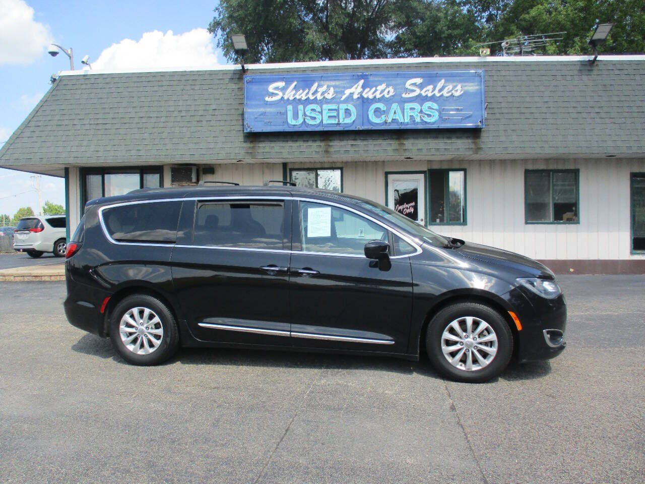 2017 CHRYSLER Pacifica