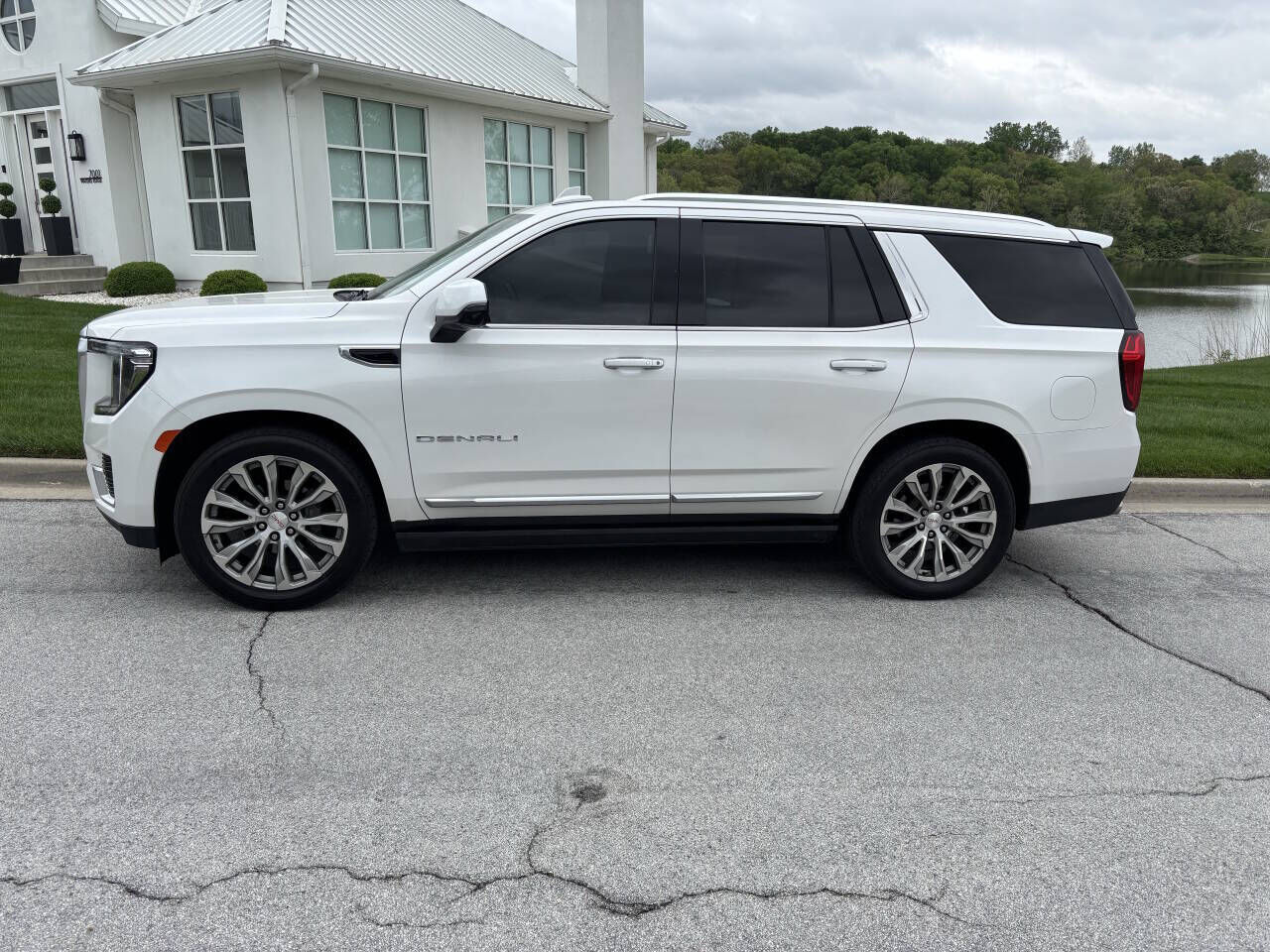 2021 GMC Yukon