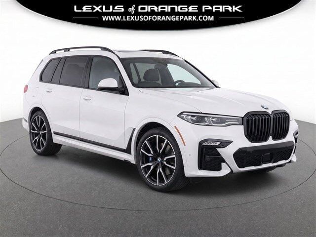 2021 BMW X7