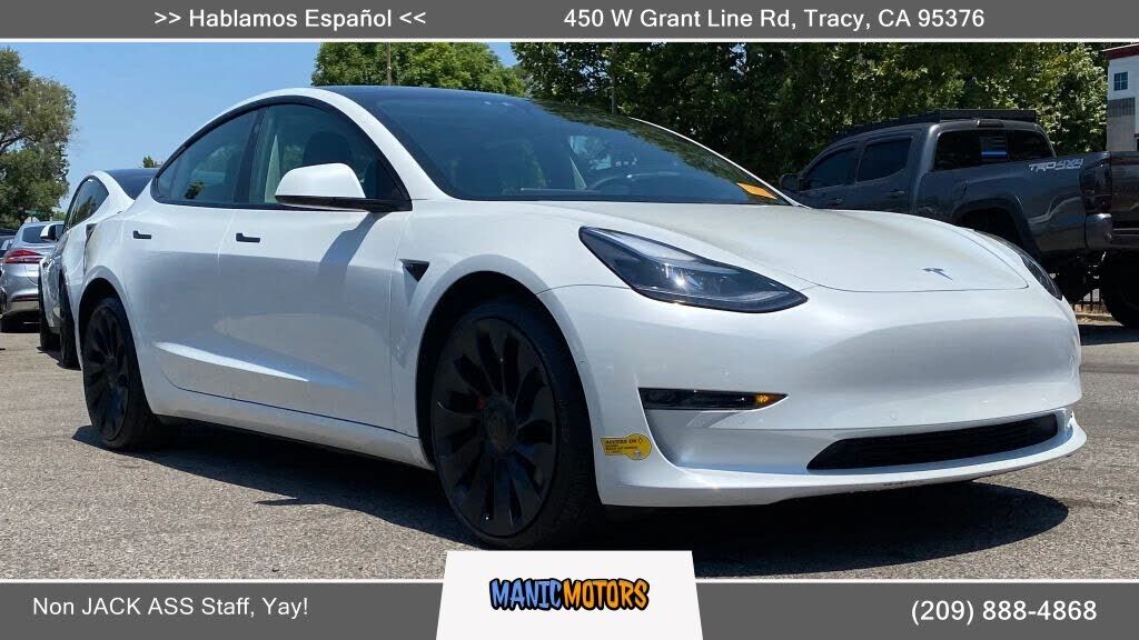 2022 TESLA Model 3