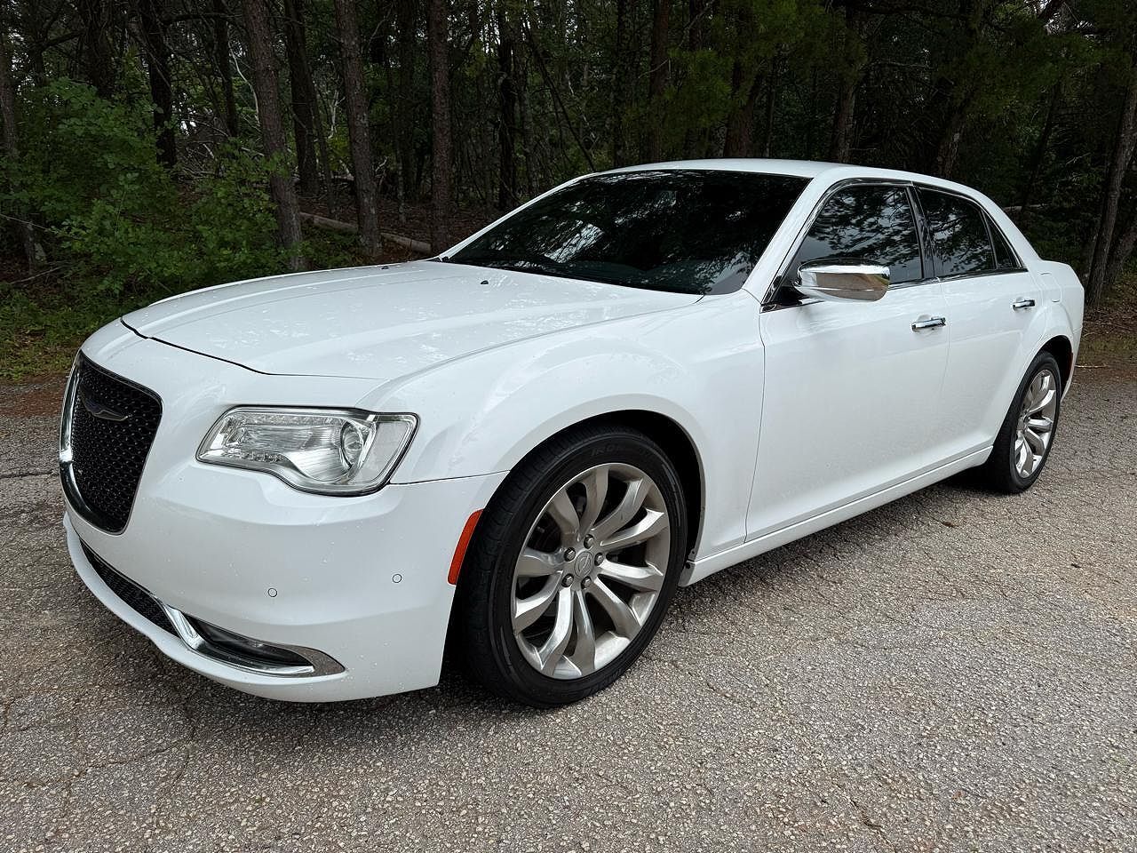 2018 CHRYSLER 300