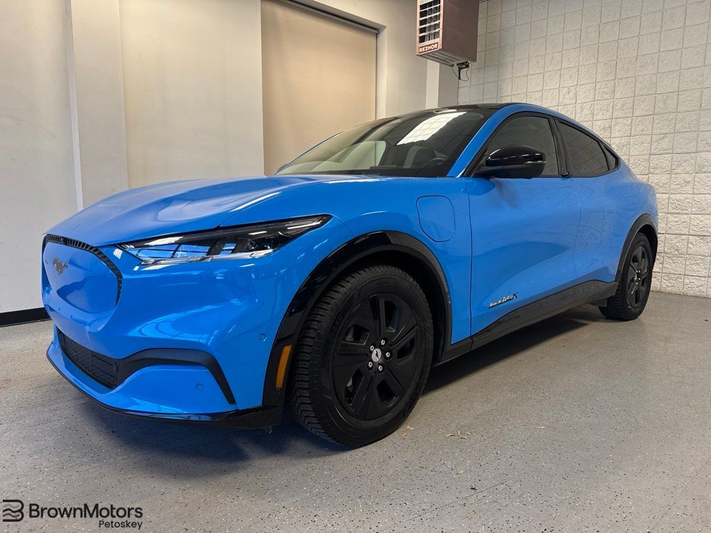 2022 FORD Mach-E