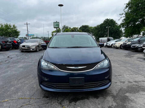 2017 CHRYSLER Pacifica