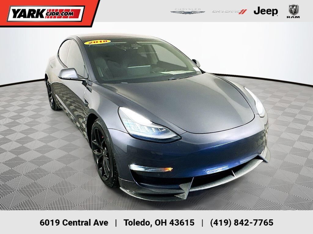 2018 TESLA Model 3