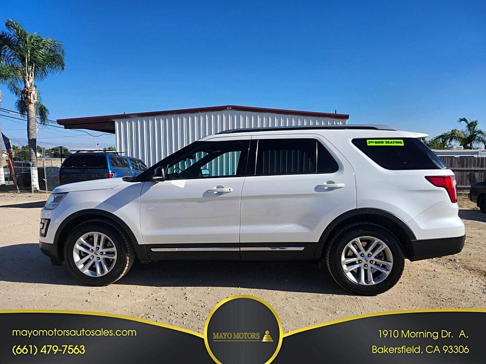 2017 FORD Explorer