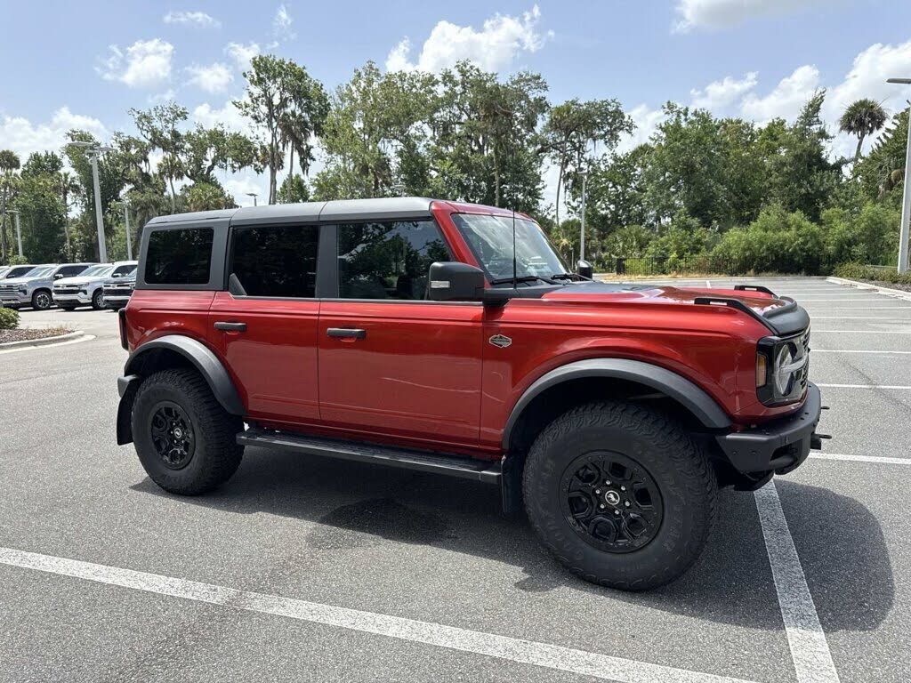 2024 FORD Bronco