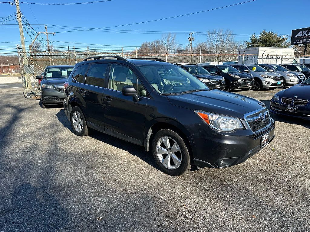 2016 SUBARU Forester