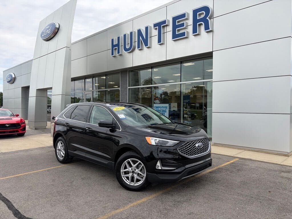 2023 FORD Edge