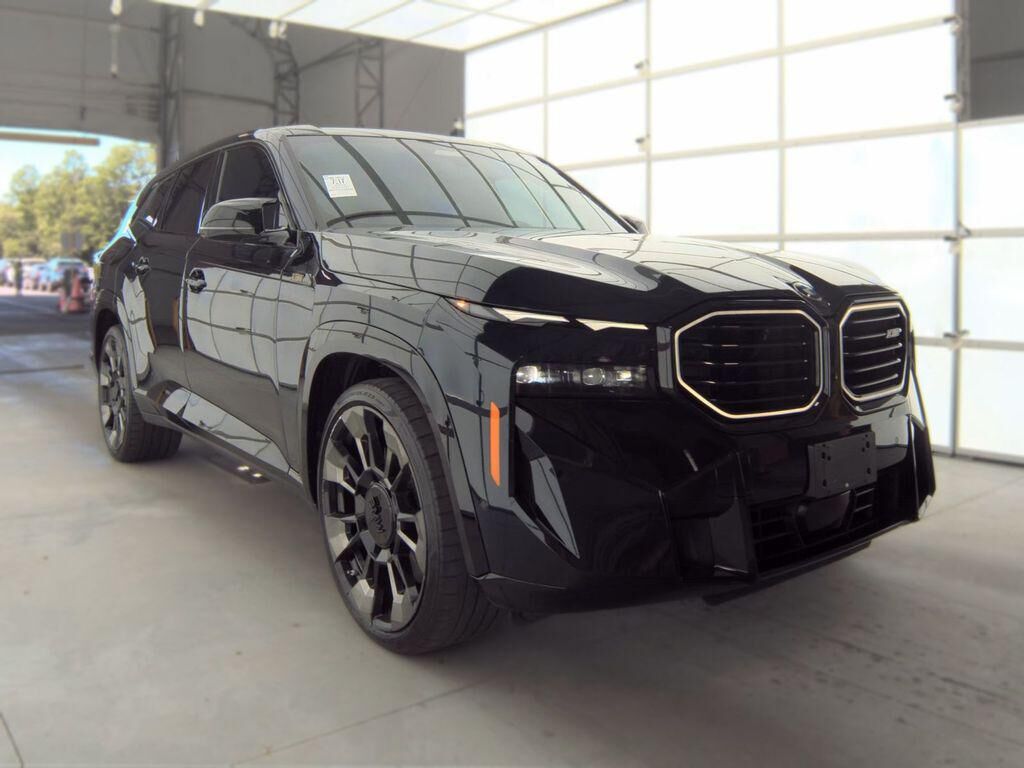 2023 BMW XM
