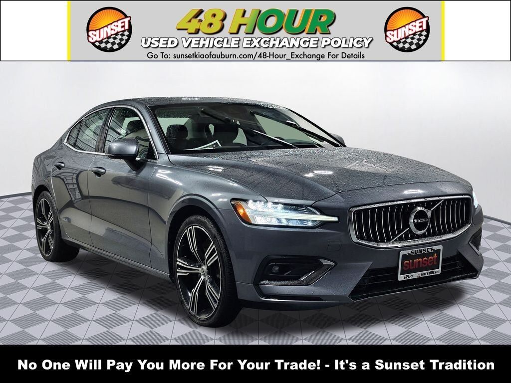 2021 VOLVO S60