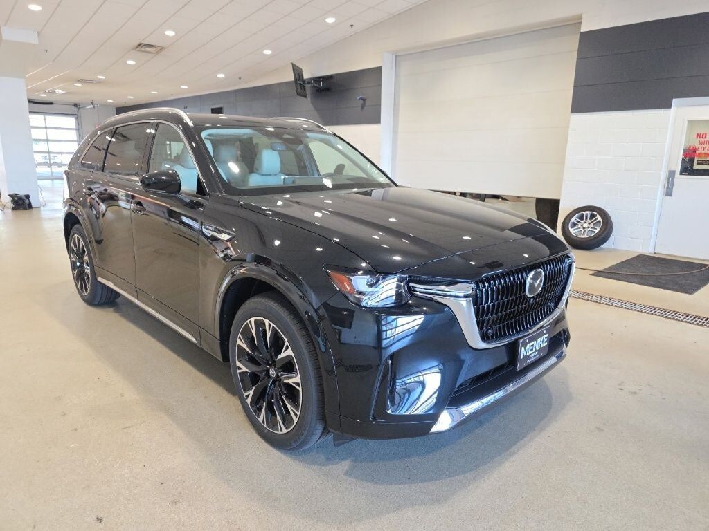 2026 MAZDA CX-90