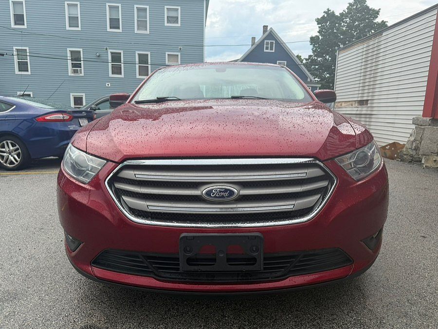 2015 FORD Taurus