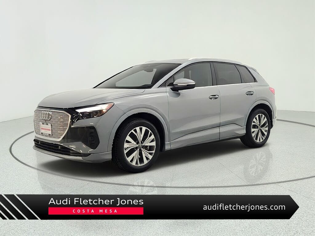 2023 AUDI Q4