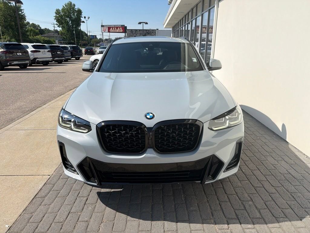 2025 BMW X4