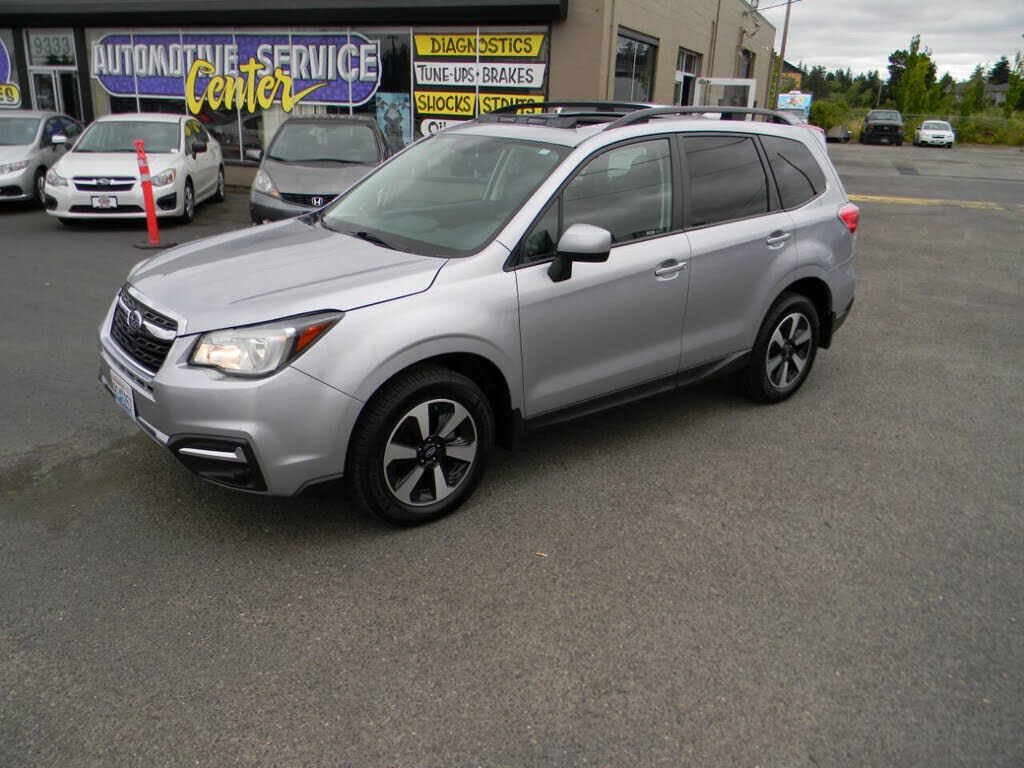 2017 SUBARU Forester