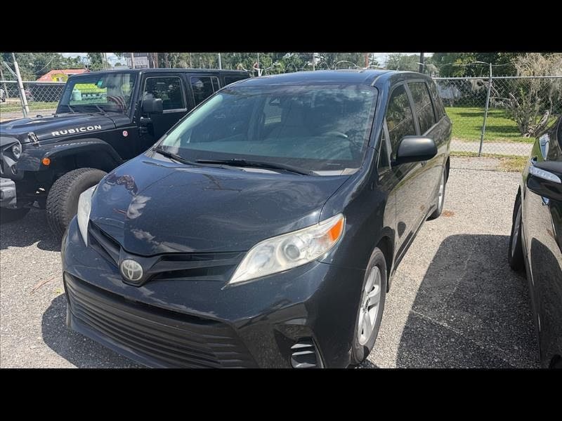 2020 TOYOTA Sienna