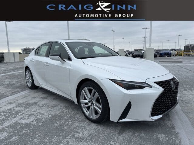 2025 LEXUS IS