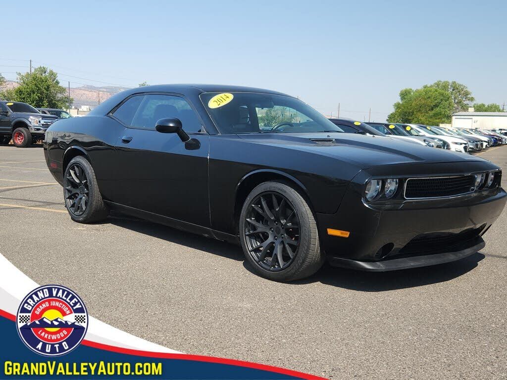 2014 DODGE Challenger